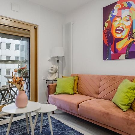 Lumina Luxury Apartments In Mennica Residence Варшава Экстерьер фото