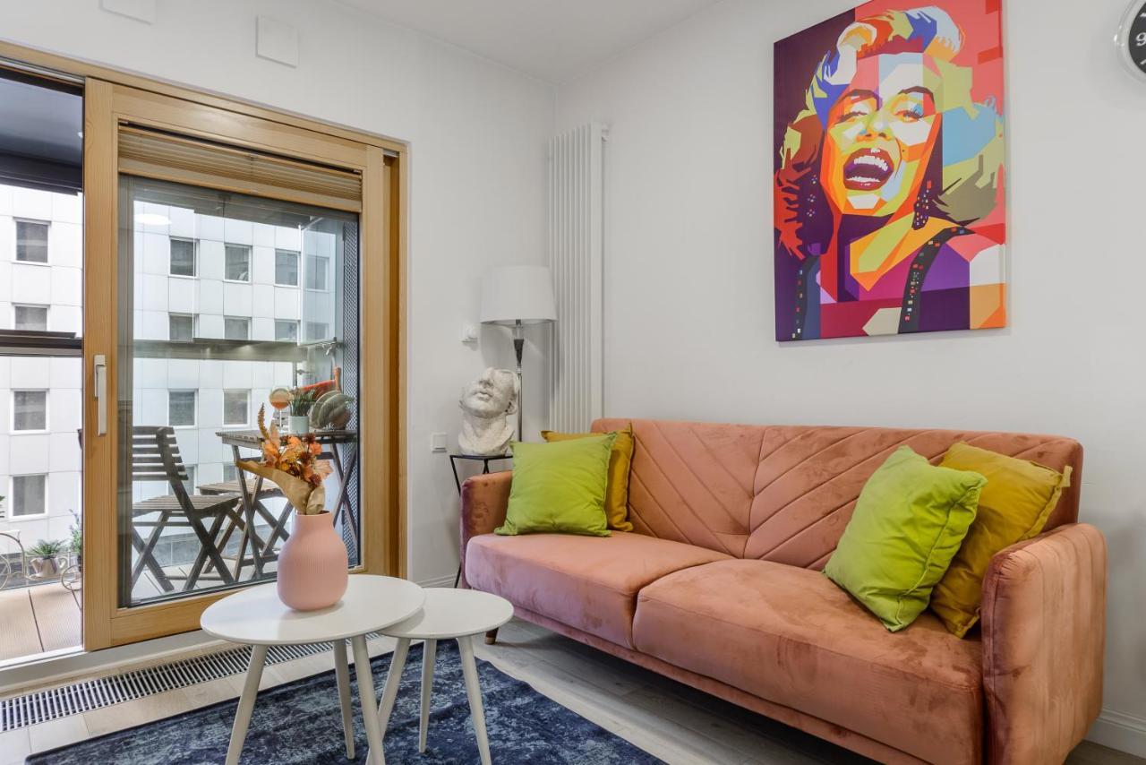 Lumina Luxury Apartments In Mennica Residence Варшава Экстерьер фото